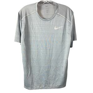 Nike Running Dri Fit Gym Ultra Light Weight Gray Shirt Size L